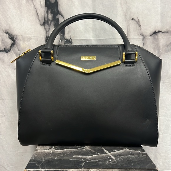 Joy & Iman black handbag with matching wallet and gold hardware - Picture 3 of 9